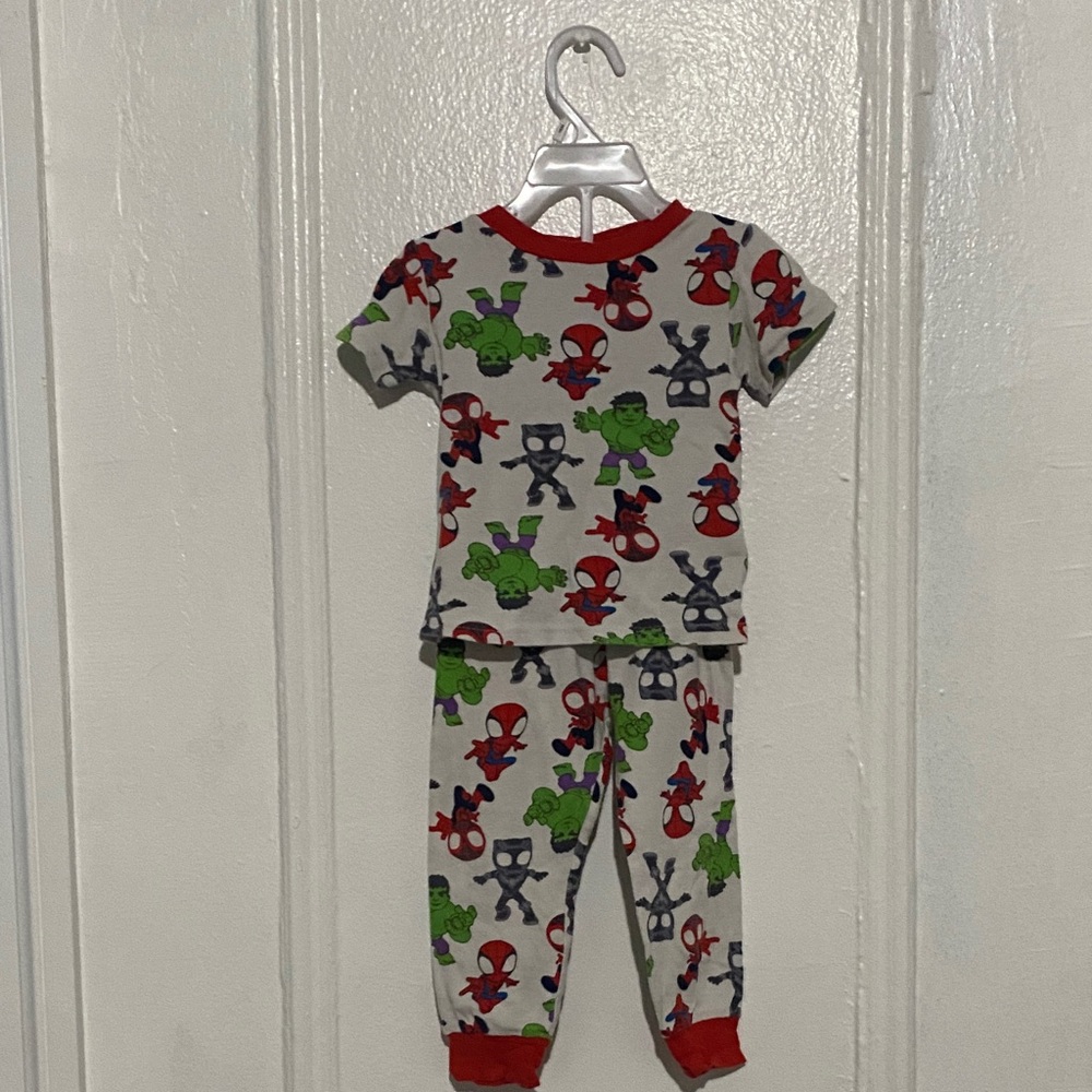 Marvel pjs set